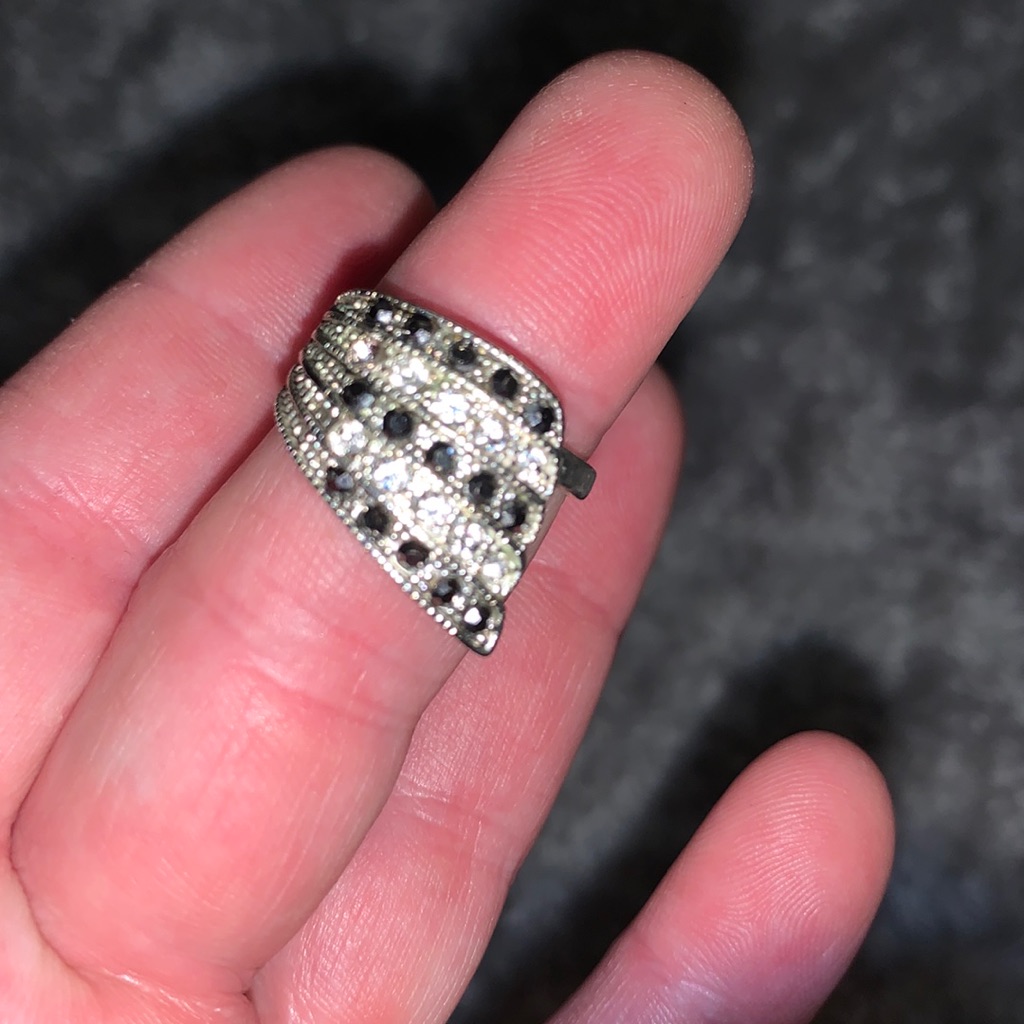 Pretty Ring!